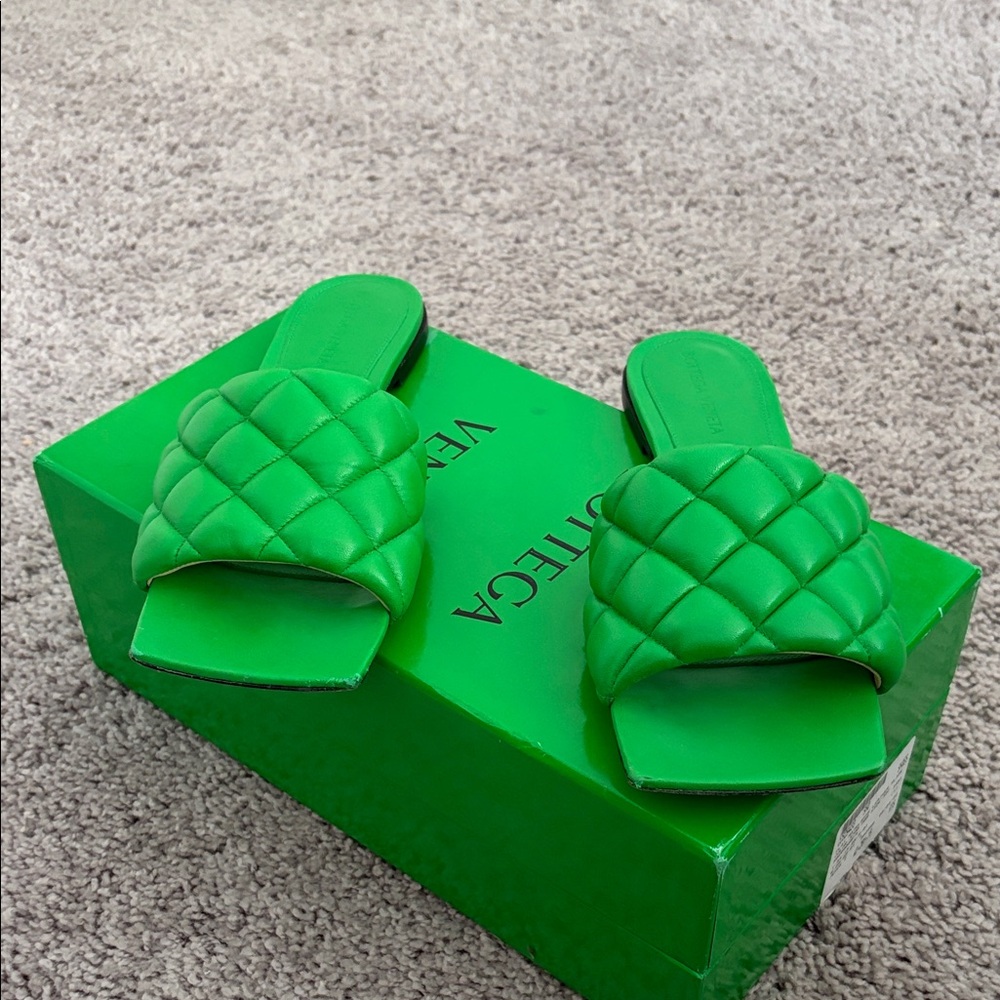 Bottega Veneta Flat Matelasse Leather Slide